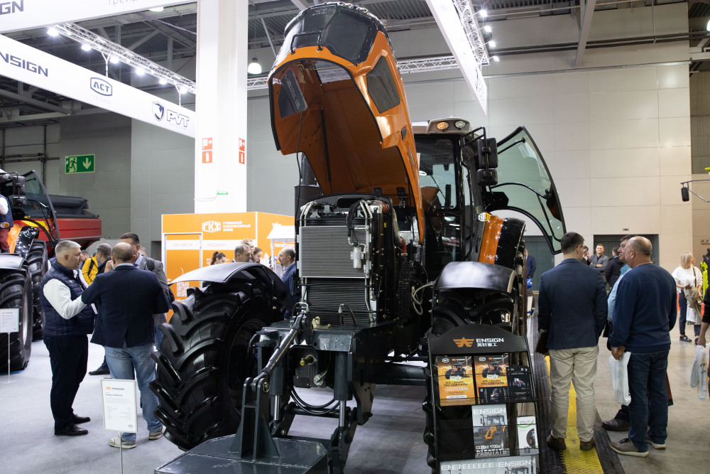 中国农业机械闪耀俄罗斯农机沙龙，共谱中俄农业合作新篇章